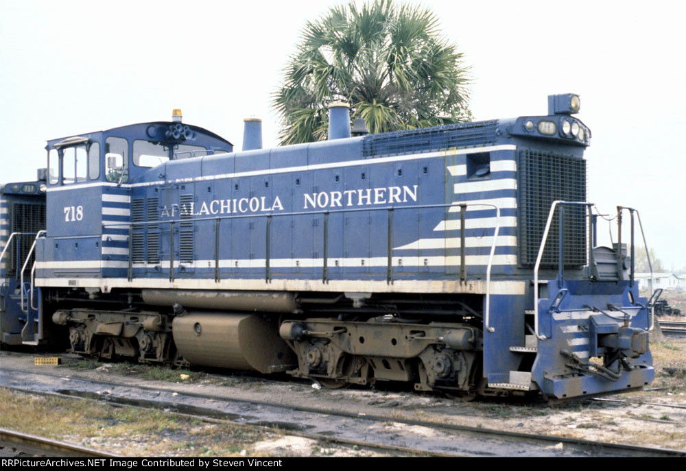 Apalachicola Northern SW1500 #718